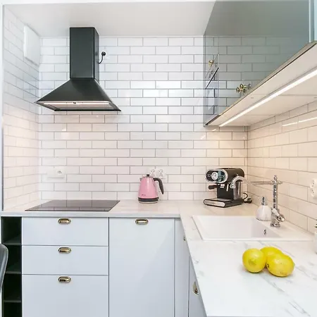 Kapitanski Apartament Batorego 7